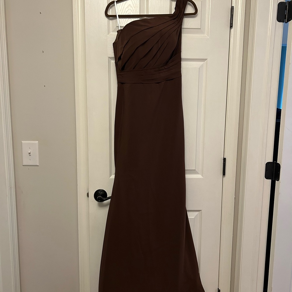 Elegant Brown One-Shoulder Dress